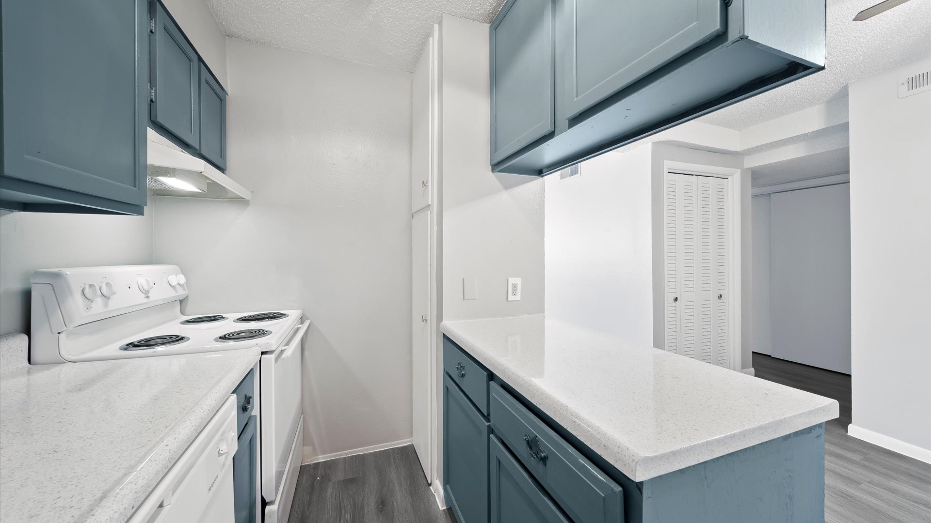 Amenities Meadowbrook in Tulsa, OK